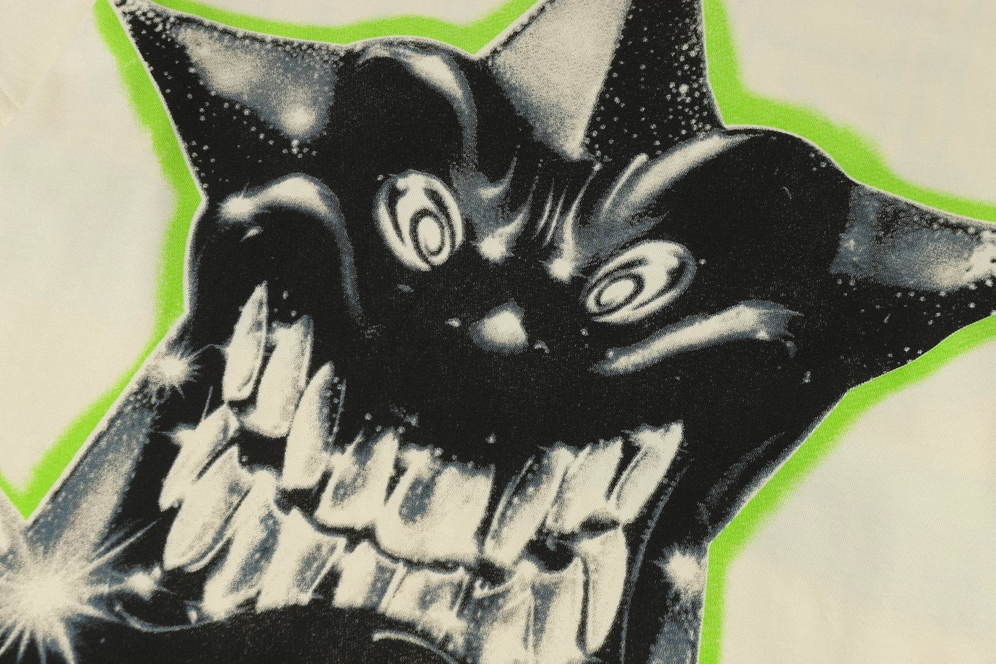 Hellstar Path to Paradise Star Graphic T-Shirt — detail