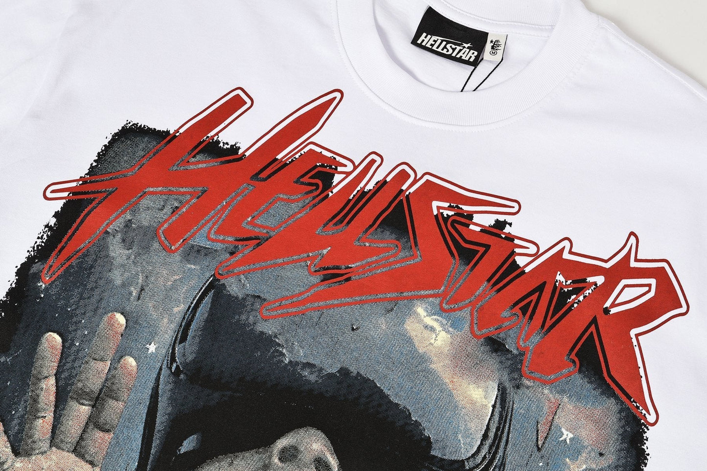 Hellstar Front Graphic Short-Sleeve T-Shirt — detail