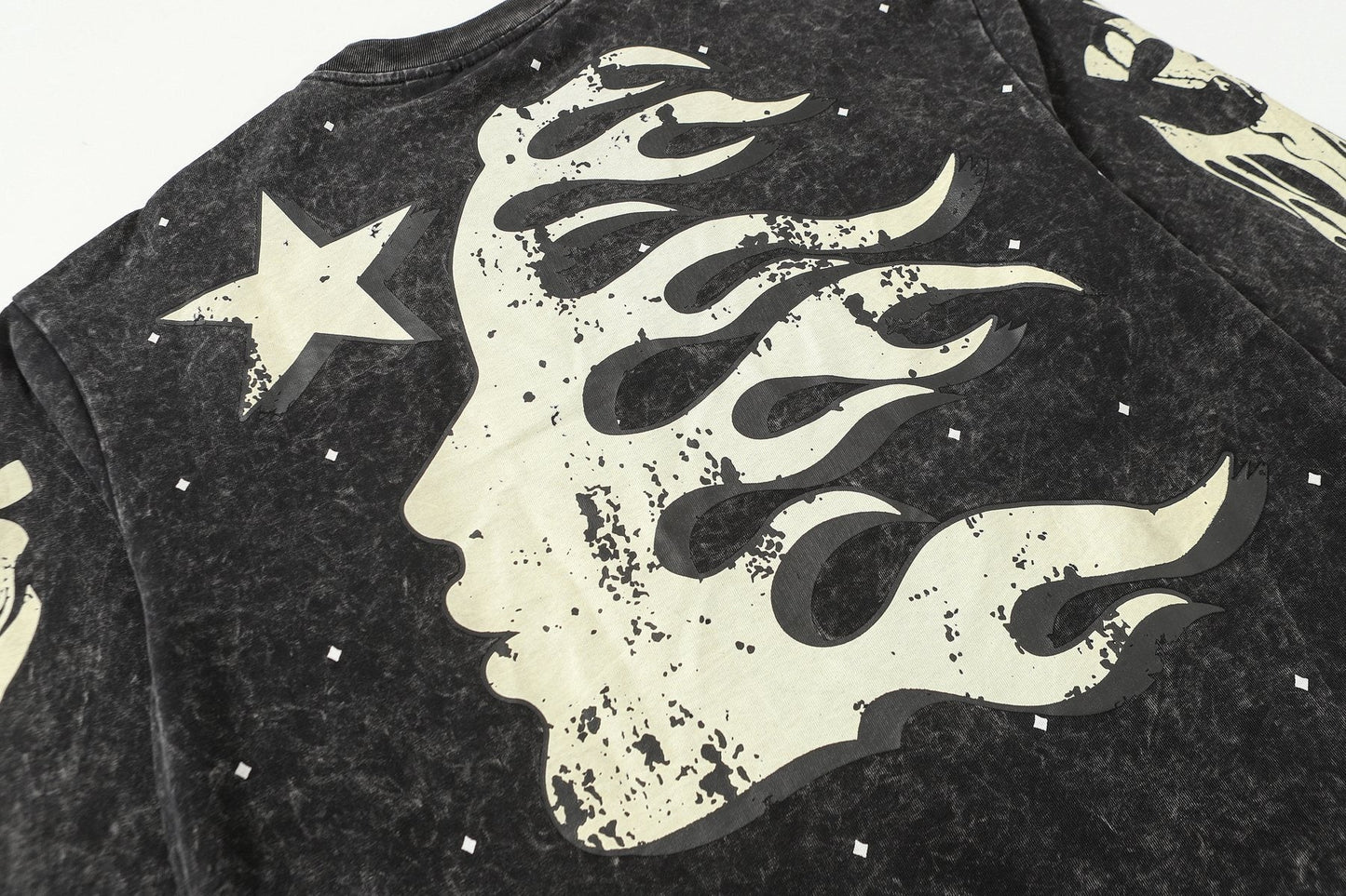 Hellstar Flame Star Graphic Long-Sleeve T-Shirt — detail